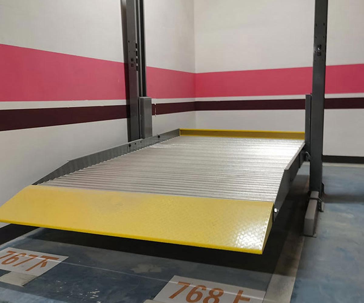 富源兩層升降橫移機械式立體停車設備維保