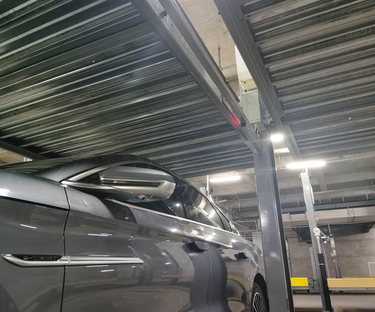 屏邊三層升降橫移立體停車場過規劃