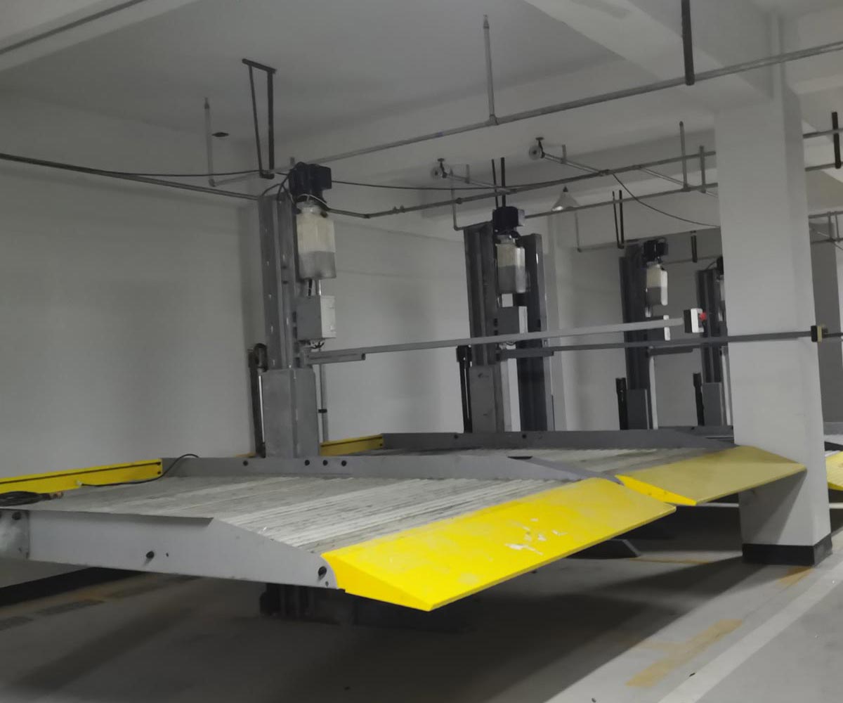 祥云4柱機械式立體停車設備租賃