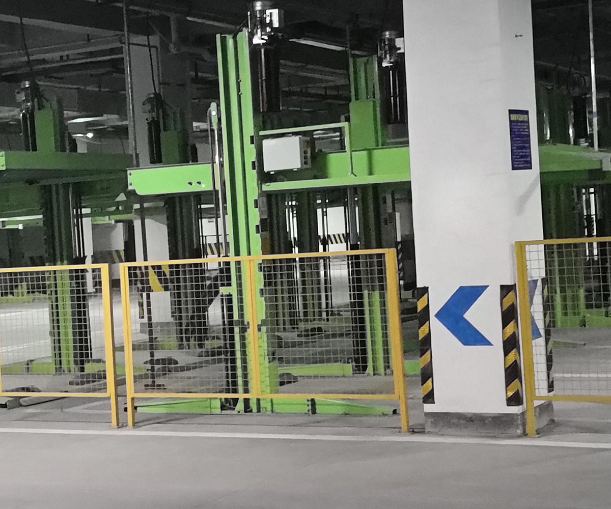 麻栗坡小區雙柱簡易升降立體車庫